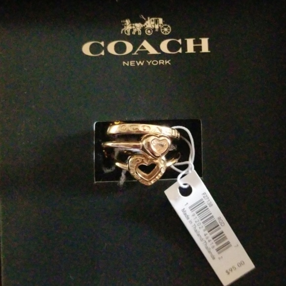 Ring - Picture 3 of 3